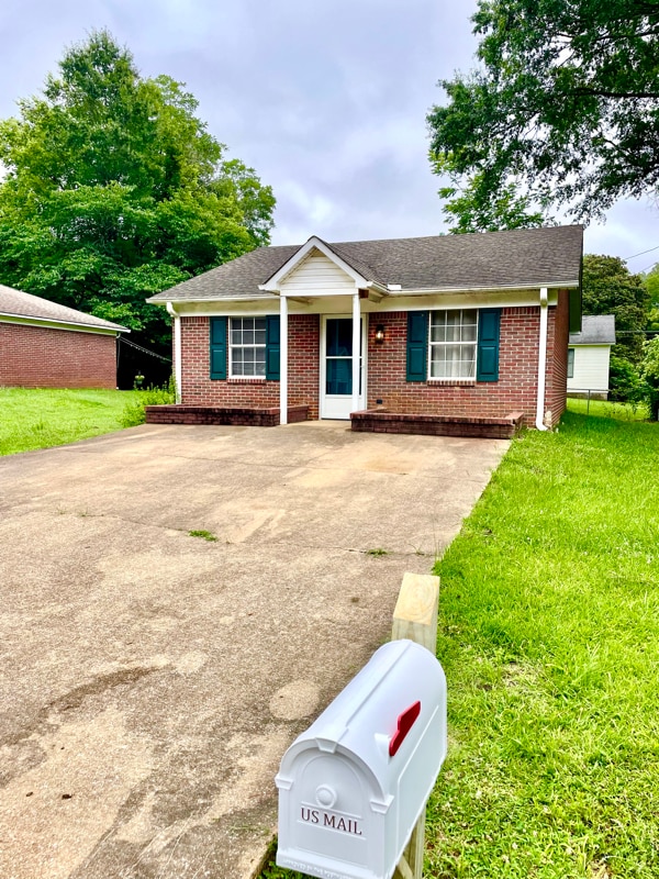 property at 400 Dobbins St