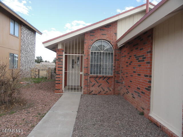 3130 Arrambide St in El Paso, TX - Building Photo - Building Photo