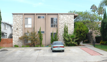 2240 Madison Ave in San Diego, CA - Building Photo - Building Photo