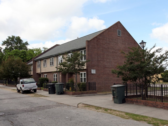 139 Romney St in Charleston, SC - Foto de edificio - Building Photo