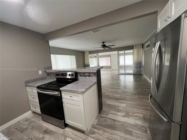 1254 Cordova Rd in Fort Lauderdale, FL - Building Photo - Building Photo