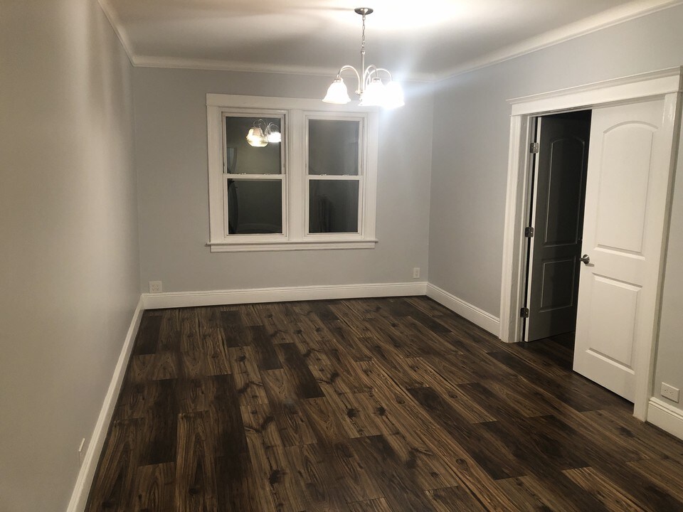1205 73rd St in North Bergen, NJ - Building Photo