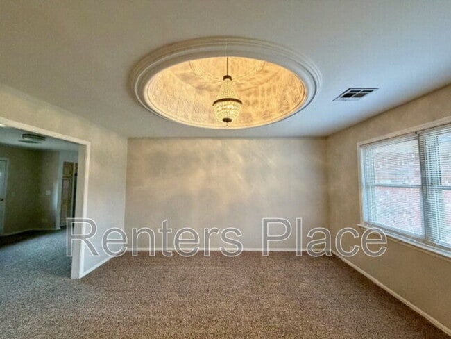 5312 S Yorktown Ave in Tulsa, OK - Building Photo - Building Photo