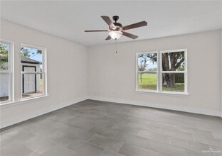 10 Rio Rancho Rd in Harlingen, TX - Building Photo - Building Photo