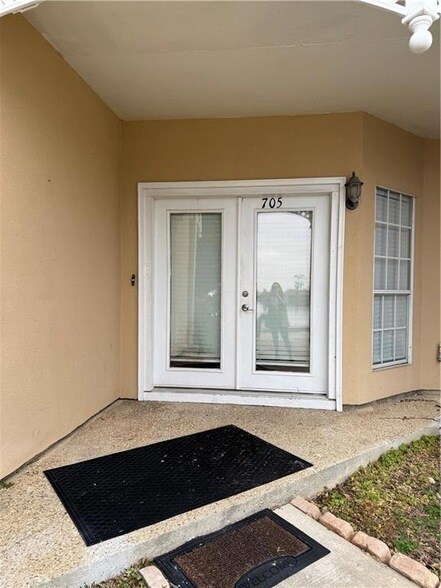 705 Tops L Dr in Mandeville, LA - Building Photo