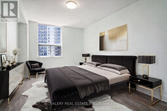 75 Eastdale Ave in Toronto, ON - Building Photo - Building Photo