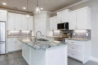 13970 Fortuna Bay Dr in Corpus Christi, TX - Foto de edificio - Building Photo