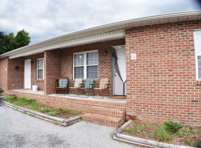 3 Liberty Dr in Thomasville, NC - Building Photo - Building Photo