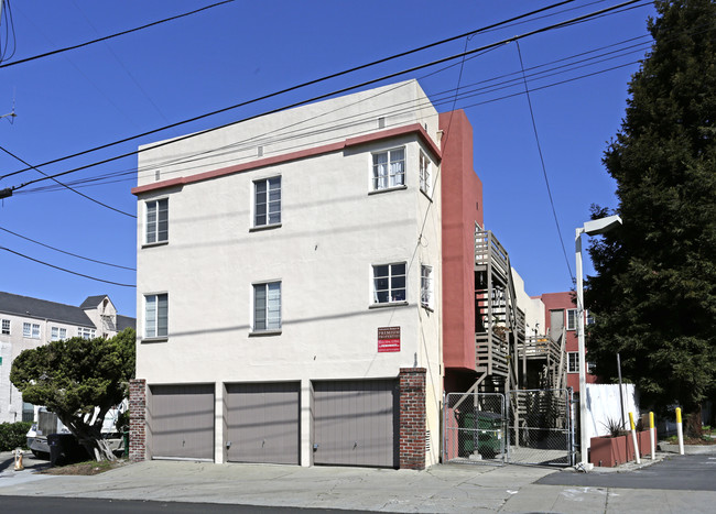 6402 Irwin Ct in Oakland, CA - Building Photo - Building Photo