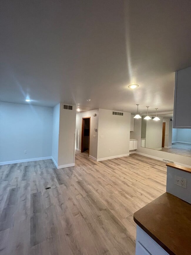 property at 114-116 Mill Rd Ct