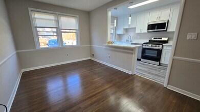 1662 Kirkwood Rd in Baltimore, MD - Building Photo - Building Photo