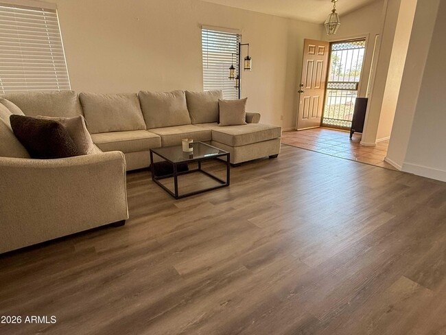 6906 W Phelps Rd in Peoria, AZ - Building Photo - Building Photo