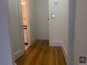 EAST 87 STREET in New York, NY - Building Photo - Building Photo
