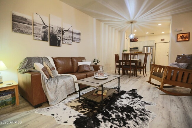 2399 Quarter Horse Trl in Overgaard, AZ - Building Photo - Building Photo