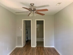 2302 13th St SW in Huntsville, AL - Building Photo - Building Photo