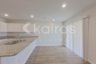 2537 Provence Dr SE in Bolivia, NC - Foto de edificio - Building Photo