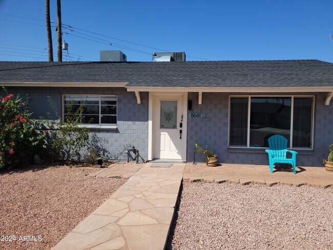 8661 E Monte Vista Rd in Scottsdale, AZ - Building Photo - Building Photo