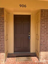906 McLaughlin Dr in Charlotte, NC - Building Photo - Building Photo