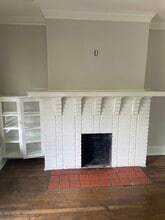 998 Woodbourne Dr SW, Unit A in Atlanta, GA - Building Photo - Building Photo