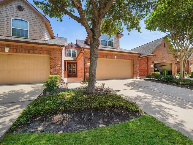 1235 Glenwood Canyon Ln in Houston, TX - Building Photo - Building Photo