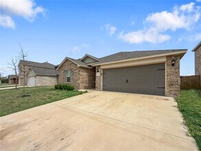 1613 Ruby Dr in El Reno, OK - Building Photo - Building Photo