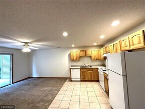 1271 Pinewood Trail in New Richmond, WI - Building Photo - Building Photo