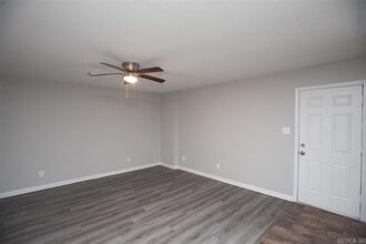 5202 N Walnut Rd in North Little Rock, AR - Building Photo - Building Photo