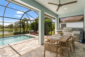 14837 Windward Ln in Naples, FL - Building Photo - Building Photo