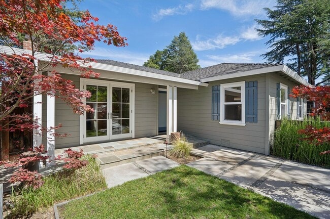 305 Langton Ave in Los Altos, CA - Building Photo - Building Photo