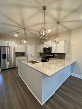 1036 Glenkirk Dr in Clarksville, TN - Building Photo - Building Photo