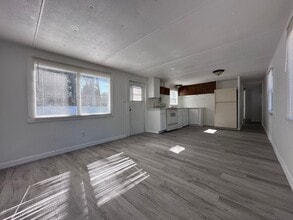 37021 Tucker Rd in Zephyrhills, FL - Building Photo - Building Photo