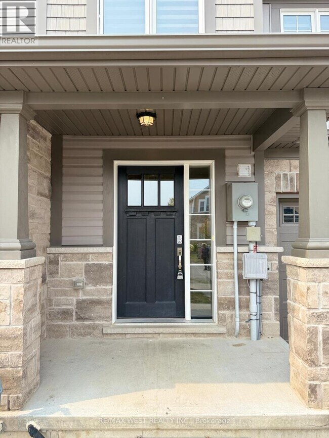 140 Monarch St in Welland, ON - Building Photo - Building Photo