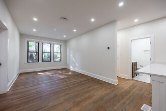 4636 N Hamilton Ave, Unit 1 in Chicago, IL - Foto de edificio - Building Photo