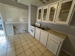 335 Caston Ave, Unit 1 in Mccomb, MS - Building Photo - Building Photo