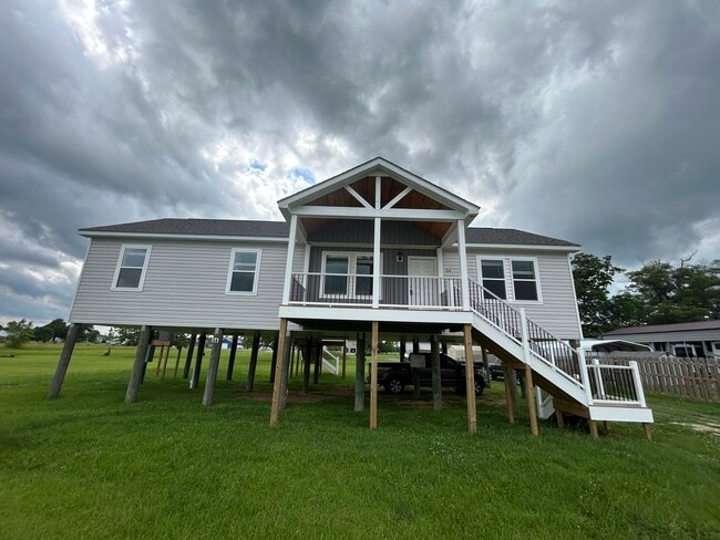 54 Bay Lake Dr in Chocowinity, NC - Building Photo - Building Photo