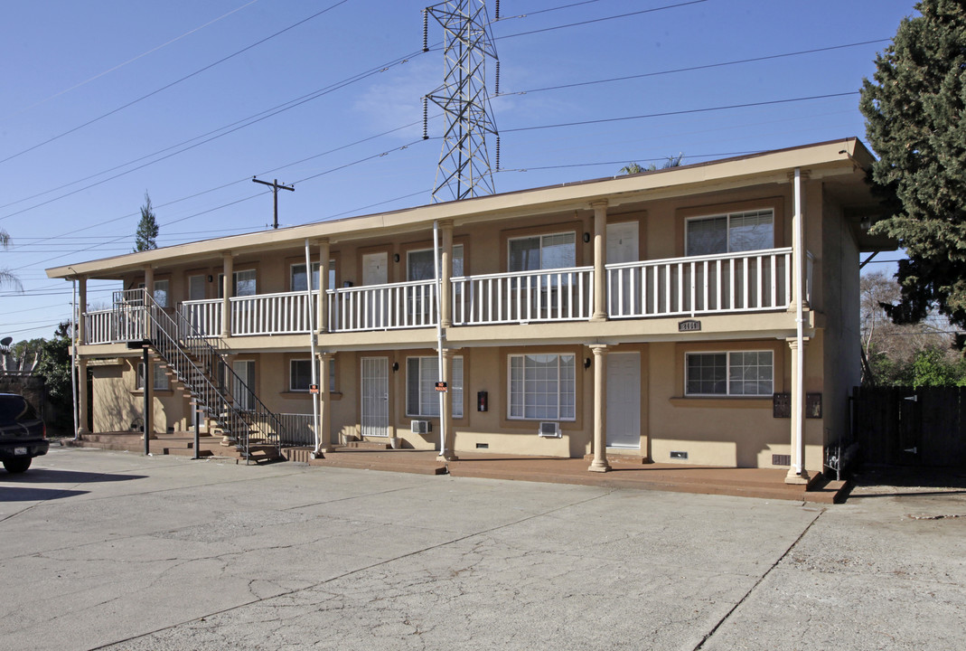 Dawn Way Apartments in Sacramento, CA - Foto de edificio