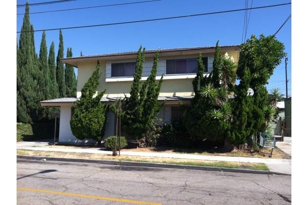 3405 Walnut St in Huntington Park, CA - Foto de edificio - Building Photo