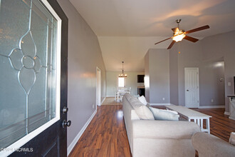 116 Louie Ln in Jacksonville, NC - Building Photo - Building Photo