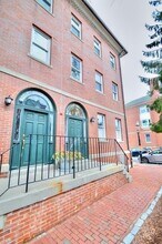21 Main St in Boston, MA - Building Photo - Building Photo