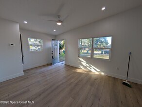 1827 Guava Ave in Melbourne, FL - Building Photo - Building Photo