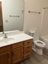 1023 Laurel Tree Ct, Unit B in Troy, OH - Building Photo - Building Photo
