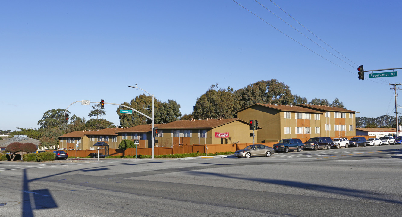 Villa Marina Apartments in Marina, CA - Building Photo