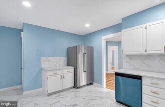 200 Kingston Rd in Upper Darby Township, PA - Building Photo - Building Photo