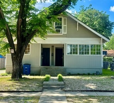 23111 Gilford St in Dallas, TX - Building Photo