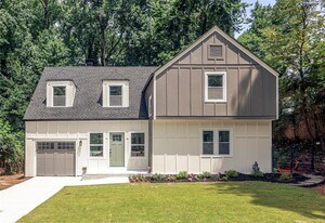 2908 N Hills Dr NE in Atlanta, GA - Building Photo