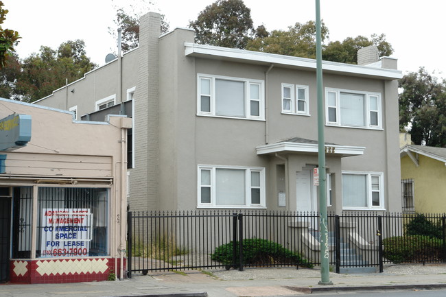 4422 Martin Luther King Jr Way in Oakland, CA - Building Photo - Building Photo