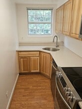 2916 Peyton Randolph Dr in Falls Church, VA - Building Photo - Building Photo