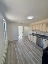 7 Franklin Ave in Harrison, NJ - Building Photo