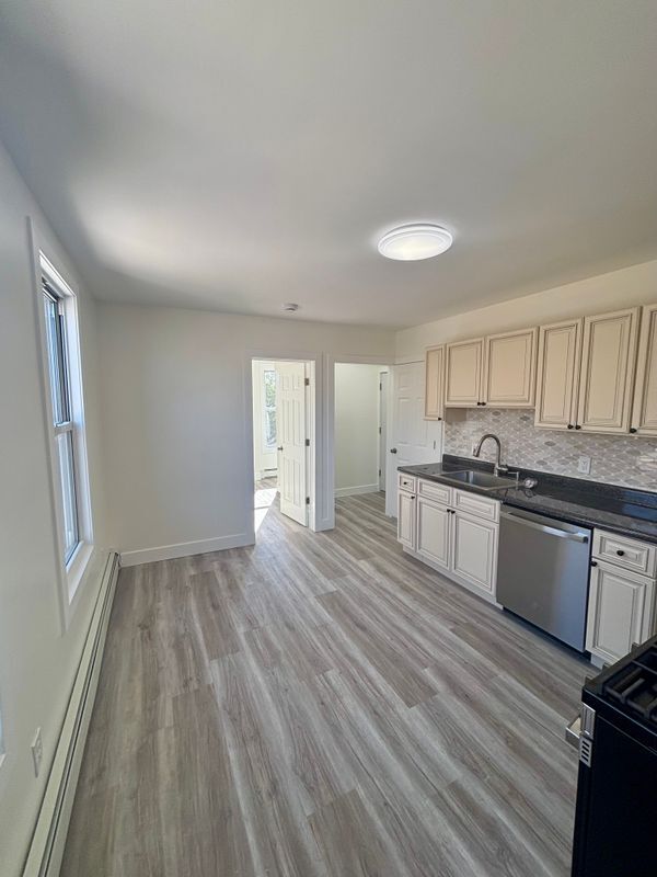 property at 7 Franklin Ave