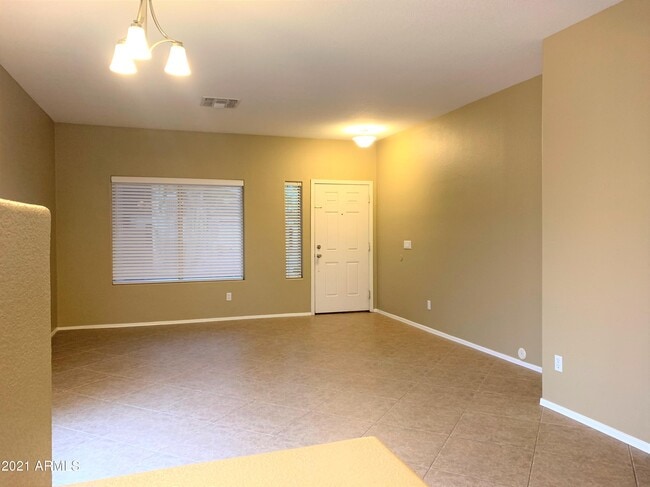 3799 E Thunderheart Trail in Gilbert, AZ - Foto de edificio - Building Photo